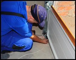 HighTech Garage Door St Petersburg, FL 727-330-1044 - side-bar-g-door-spring-service